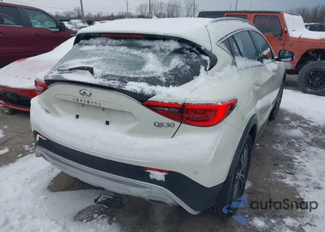2018 Infiniti Qx30 Premium из США, поврежденный, VIN SJKCH5CR4JA040300